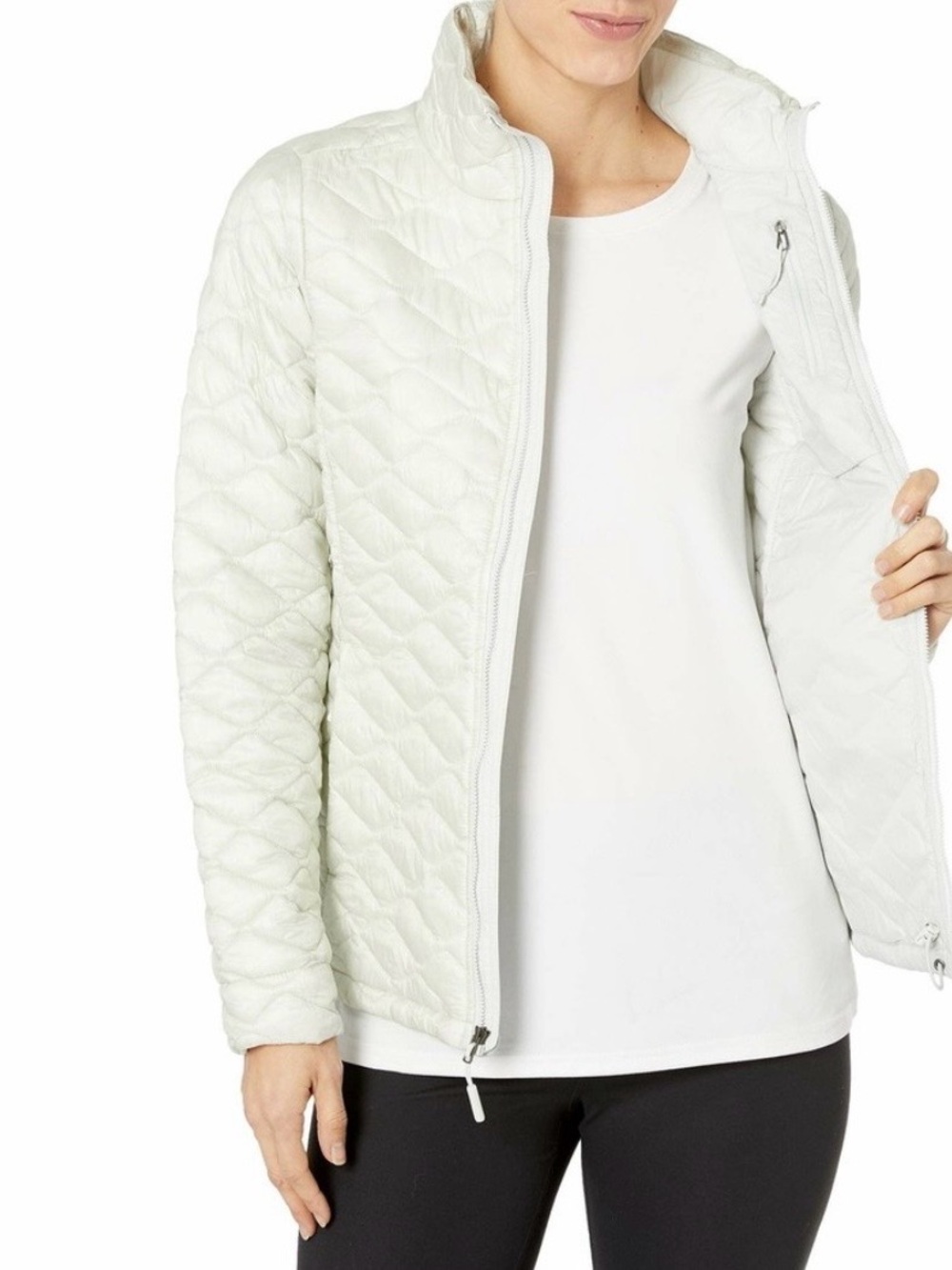 The North Face Women's cream Quilted Packable Puffer Jacket size S